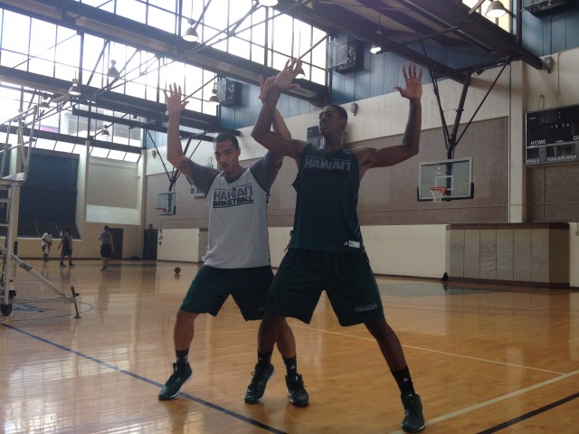 Quincy Smith and Mike Thomas worked a halfcourt trapping drill.