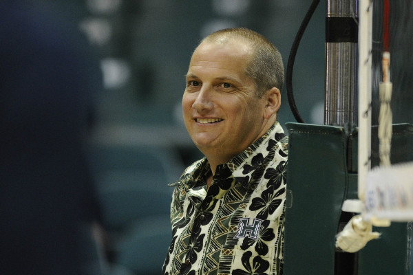 Jeff Hall moves from the UH men's volleyball program to the women's program.