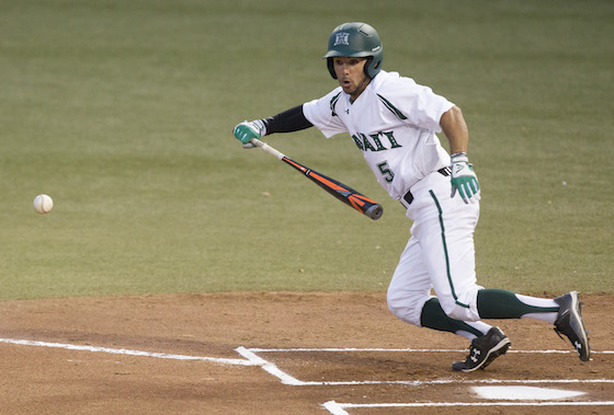 Stephen Ventimilia scored the only run in Hawaii's 1-0 win over UC Santa Barbara on Saturday. Photo by Cindy Ellen Russell/Star-Advertiser.