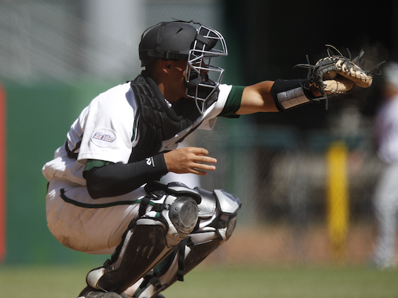 Freshman catcher Chayce Ka'aua leads Hawaii with a .284 batting average entering Sunday. Photo by Jamm Aquino/Star-Advertiser.