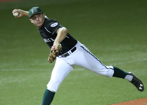 Hawaii needs to win one of its final two games against Cal State Fullerton to finish over .500 in the Big West. Photo by Darryl Oumi/Special to the Star-Advertiser.