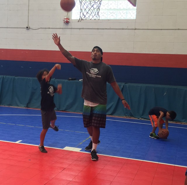 Outside linebacker/co-captain Lance Williams 