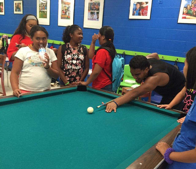 Linebacker Teva Eldridge