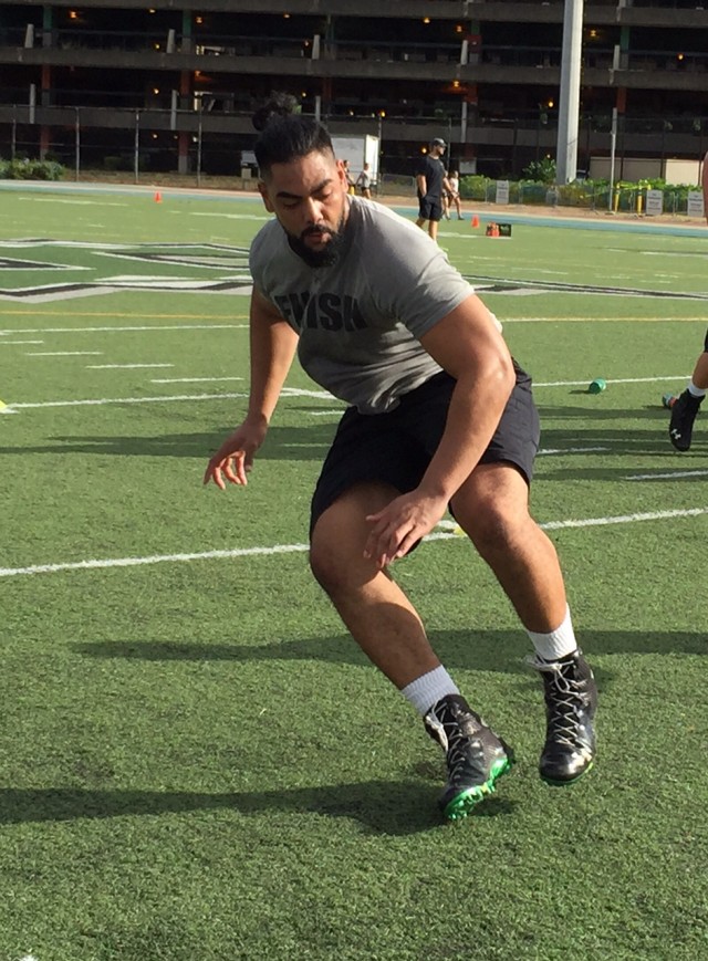 Left guard Leo Koloamatangi