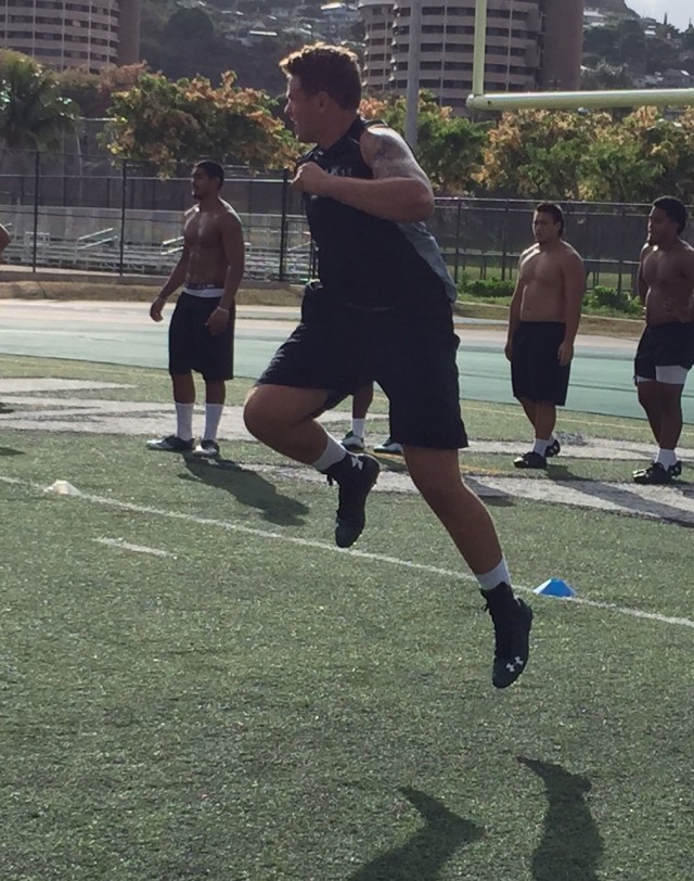 Linebacker Max Broman