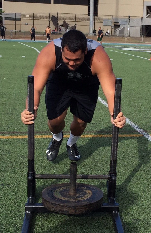 Offensive lineman John Wa‘a