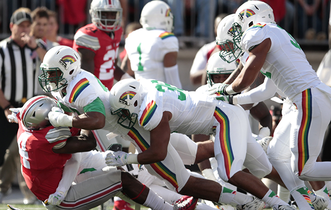 Ohio State running back Curtis Samuel was pounced on by the Hawaii defense in the first half.