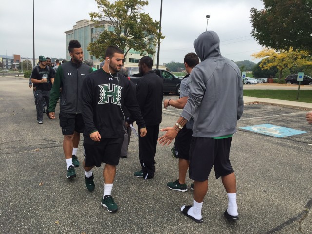 Middle linebacker Julian Gener