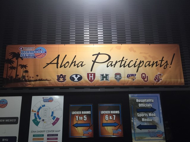 Hawaii gets a top-three team in the country in today's semifinal of the Hawaiian Airlines Diamond Head Classic.