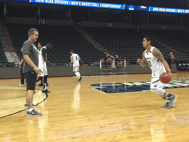 Dyrbe Enos prepared to drive.