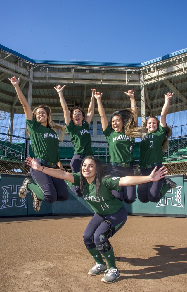 SPT UH SOFTBALL SENIORS  1