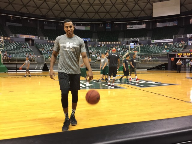 He's happy-go-lucky here, but Sai Tummala had the basket of the alums game (and of the day), a vicious tomahawk jam.