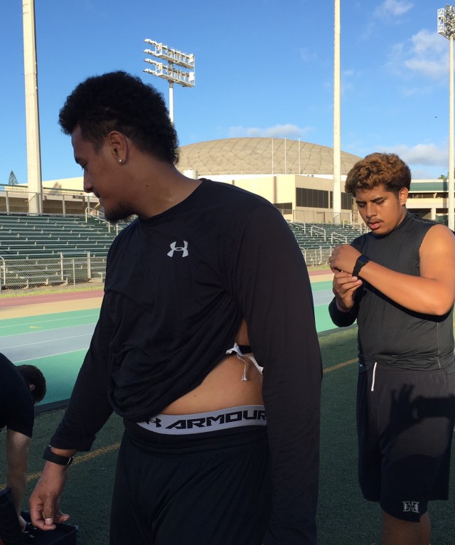 Defensive tackle Viane Moala and offensive tackle Kingjames Taylor