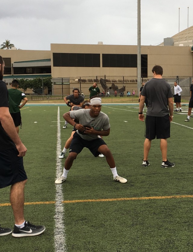 Cornerback Rojesterman Farris II