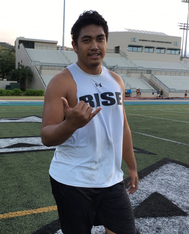 Defensive end Pumba Williams