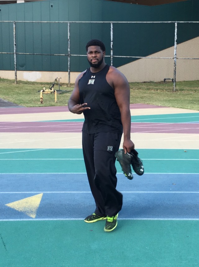 Left tackle Dejon Allen