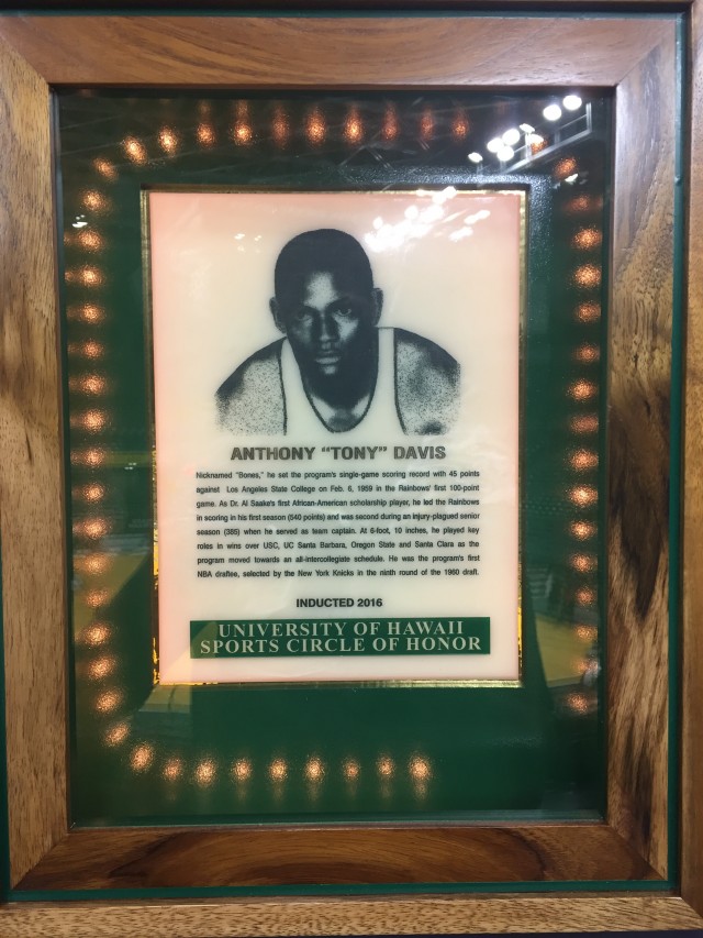 Tony "Bones" Davis