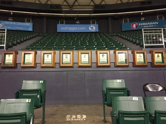 The 2016 UH Sports Circle of Honor class gets inducted at halftime Saturday.