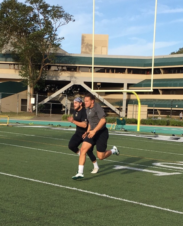 Linebackers Dalton Gouveia and Max Broman