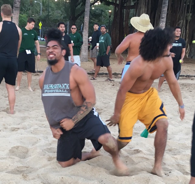 Tui Unga and linebacker Malachi Mageo