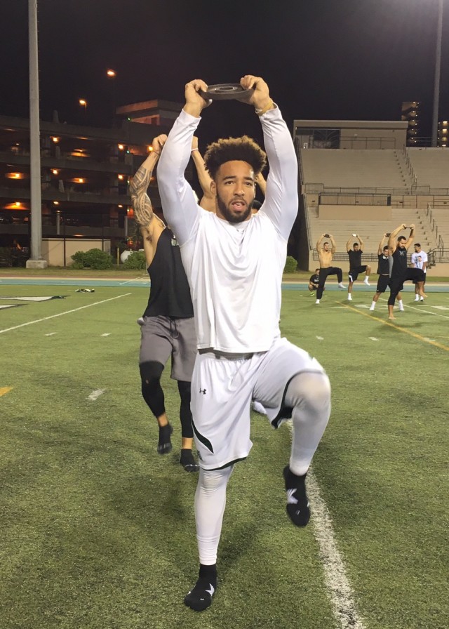Linebacker Russell Williams Jr.