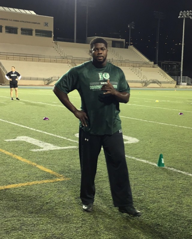 Left tackle Dejon Allen