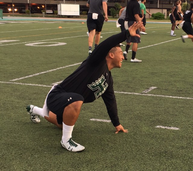 H-back Dakota Torres