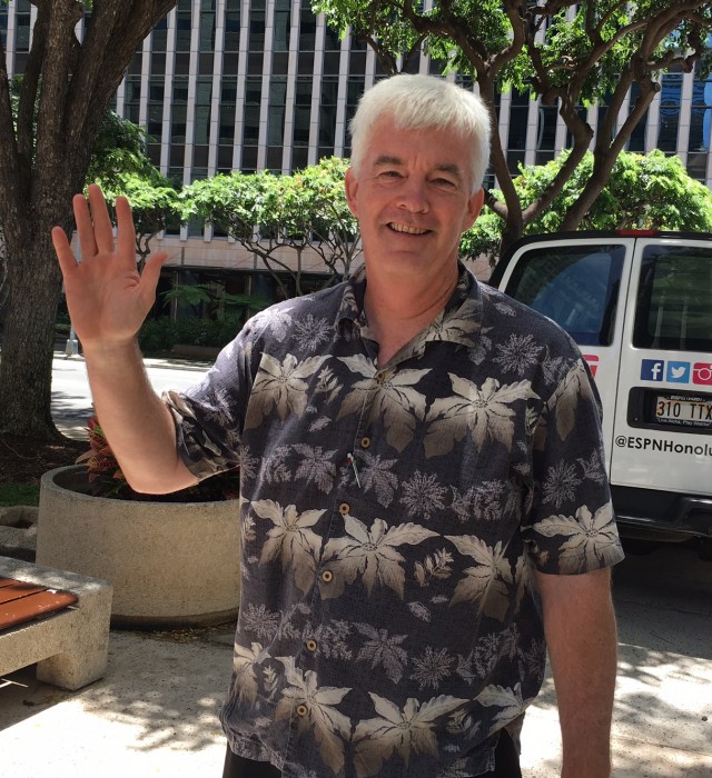 Former UH punter Tom McCarthy (and father of long-snapper Shawn McCarthy)