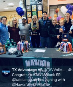 Setter Kate Lang at her NLI signing this morning in  Keller, Texas